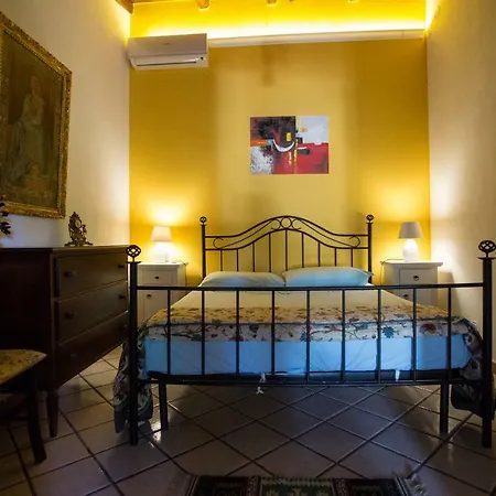 Del Mito Villa